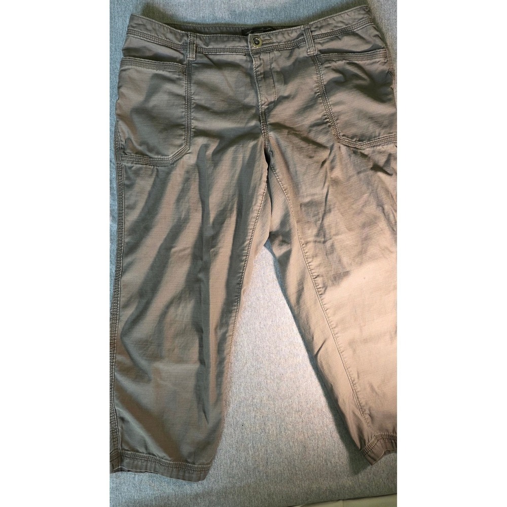 Eddie Bauer Womens 10 Green Cotton Utility Capri Pants Cropped Cargo Trousers